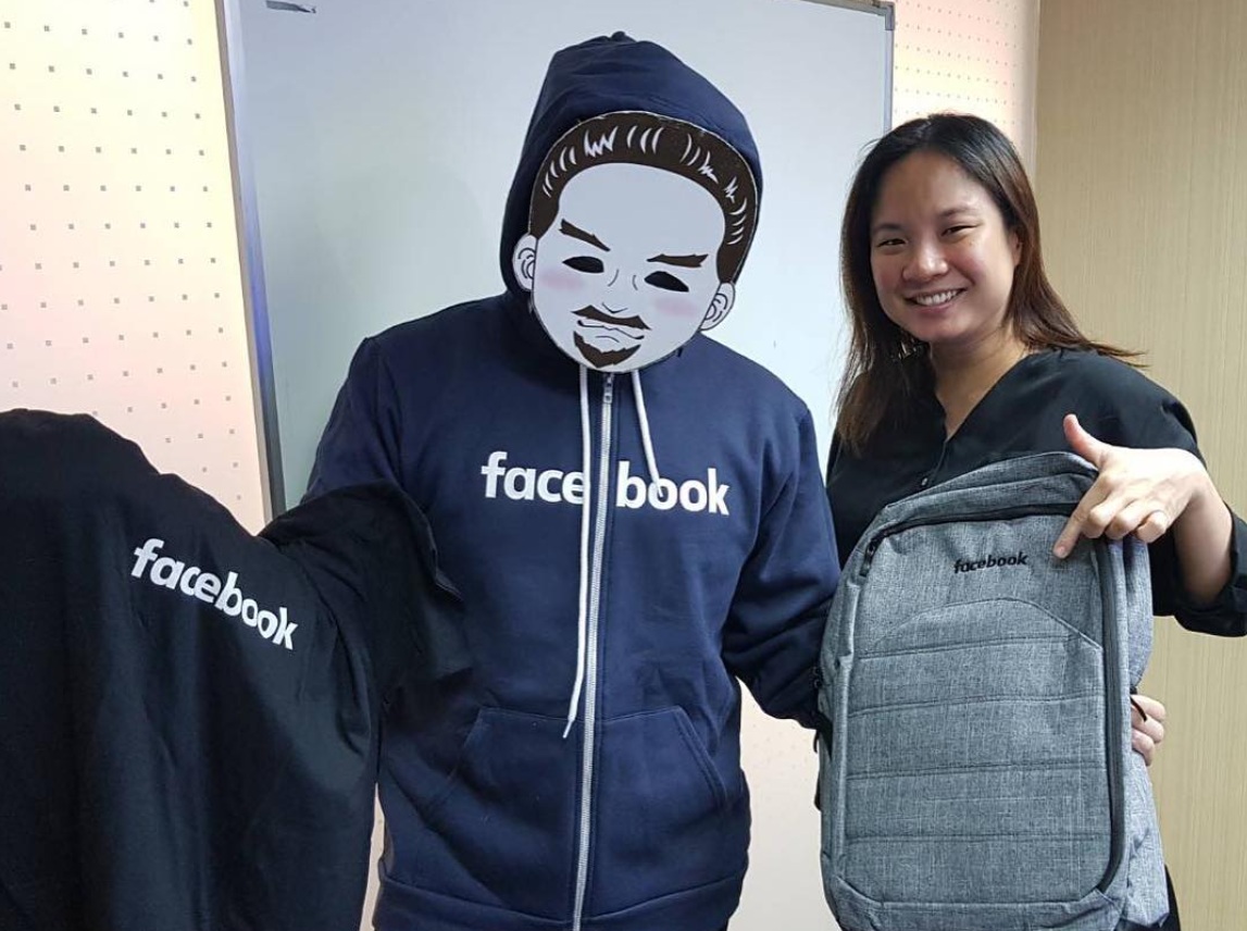老王 Facebook Gaming 簽約